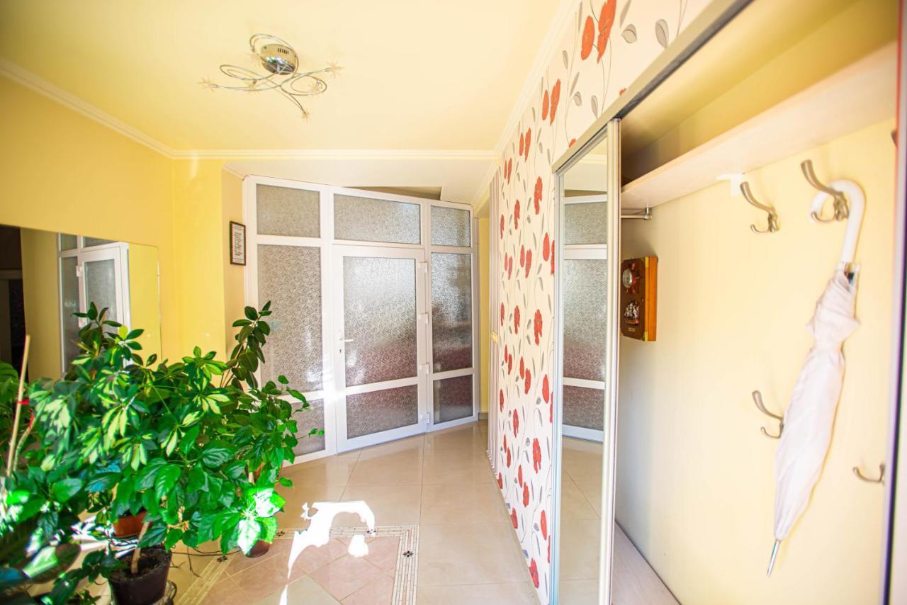 Lizak Apartman Beregszász Kültér fotó